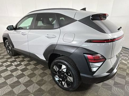 Certified 2025 Hyundai Kona SEL AWD/4WD image 5