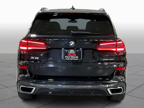 Used 2021 BMW X5 xDrive40i w/ M Sport Package image 5