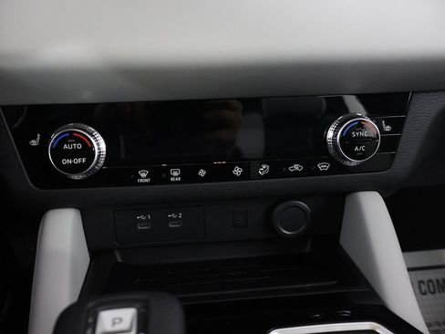 New 2025 Mitsubishi Outlander SE AWD/4WD image 50