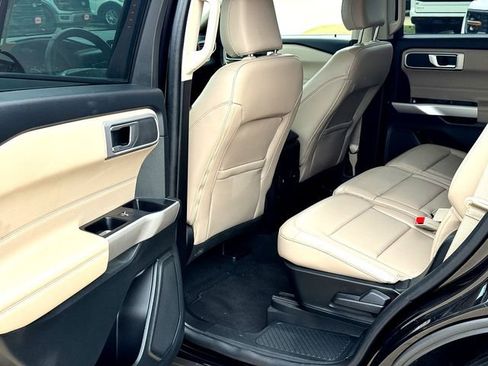Used 2023 Ford Explorer XLT w/ Equipment Group 202A image 25