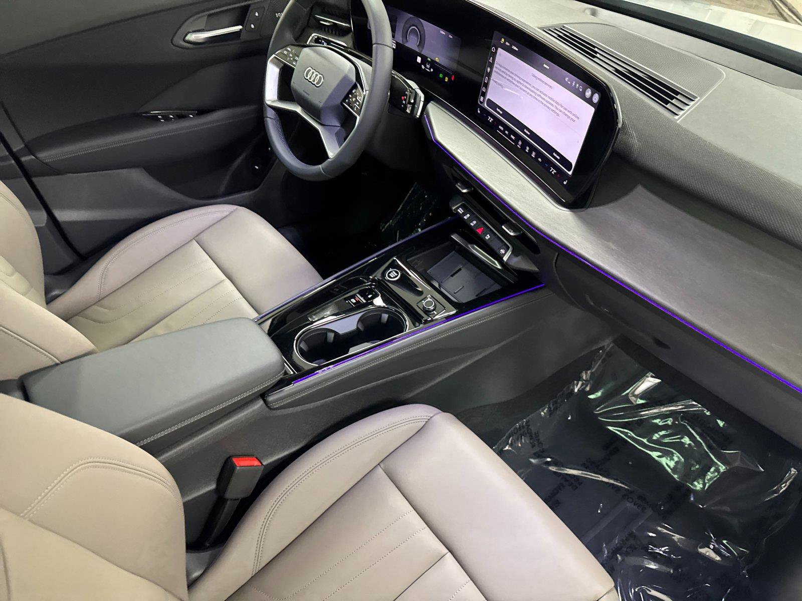 New 2026 Audi Q3 quattro 2.0T AWD/4WD image 15