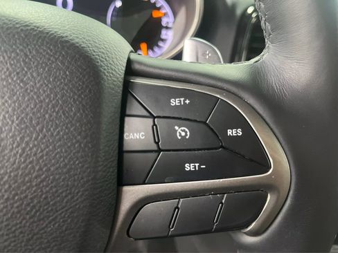 Used 2021 Jeep Grand Cherokee Limited X image 33