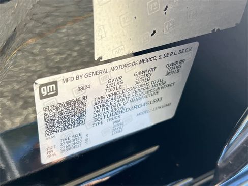 Used 2024 GMC Sierra 1500 SLT w/ SLT Premium Plus Package image 30