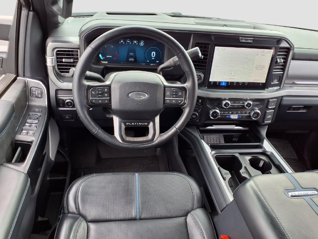 Used 2025 Ford F250 Platinum w/ FX4 Off-Road Package AWD/4WD image 9