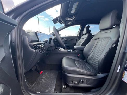 New 2026 Kia Sportage X-Line AWD/4WD image 14
