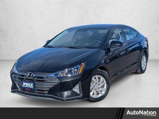 Used 2019 Hyundai Elantra SE video 1