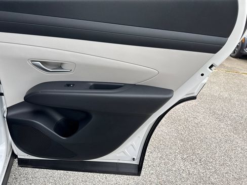 Certified 2025 Hyundai Tucson SEL image 16