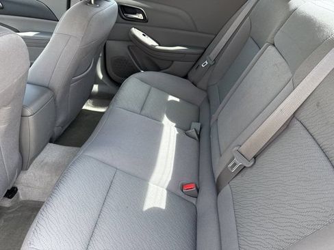 Used 2015 Chevrolet Malibu LS FWD image 17
