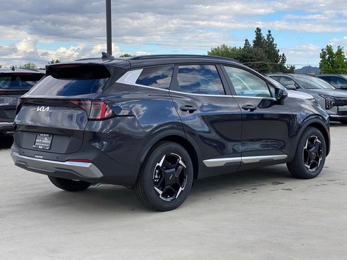 New 2026 Kia Sportage EX image 3