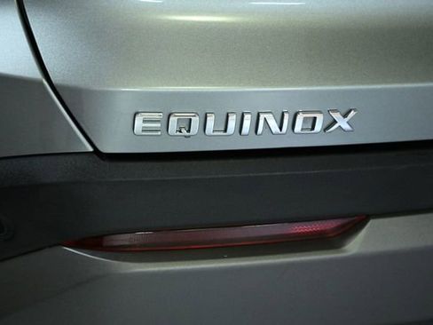 Used 2026 Chevrolet Equinox LT image 16