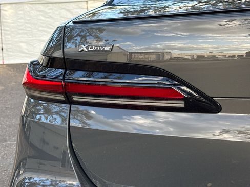 New 2026 BMW 750e xDrive image 10