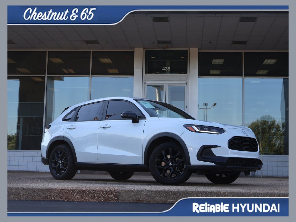 Used 2023 Honda HR-V Sport image 1