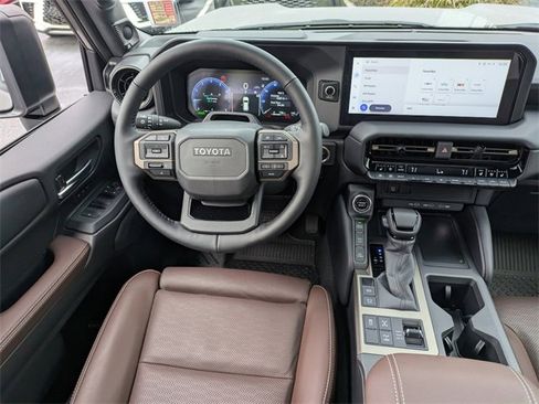 Used 2025 Toyota Land Cruiser image 18
