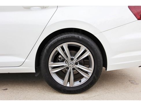 Used 2021 Volkswagen Jetta R-Line w/ R-Line Cold Weather Package image 31