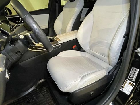 Used 2022 Mercedes-Benz C 300 4MATIC Sedan image 5