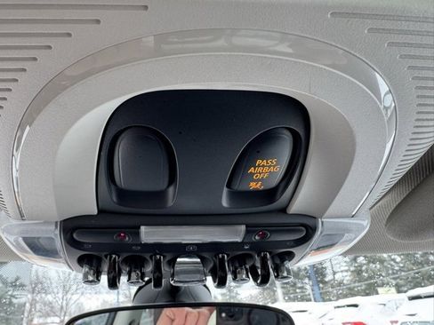 Used 2015 MINI Cooper S image 20