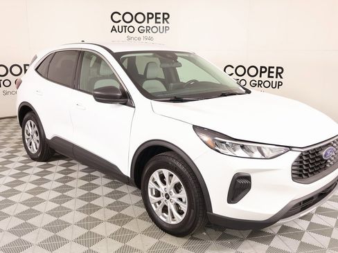 Used 2024 Ford Escape Active image 1