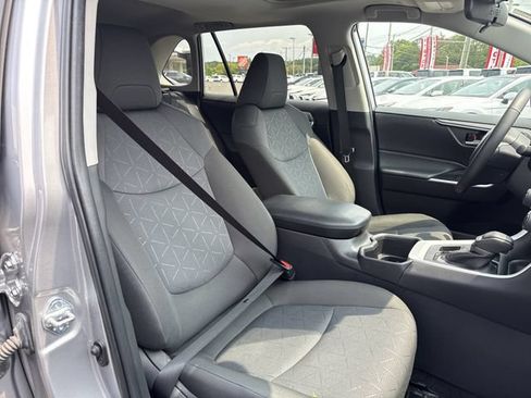Used 2024 Toyota RAV4 XLE w/ Convenience Package AWD/4WD image 34