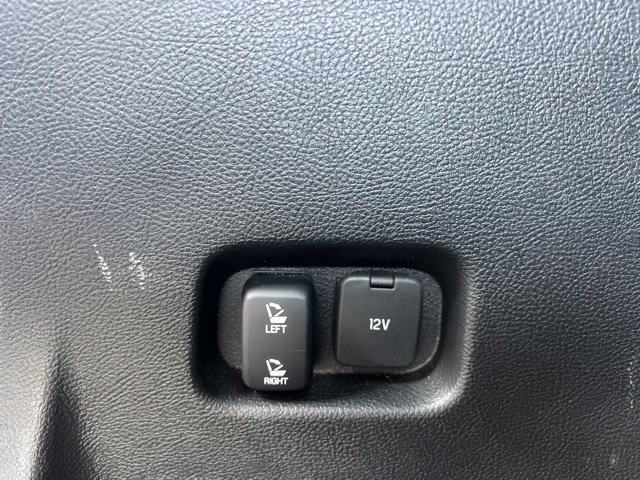 Used 2024 Ford Edge SEL w/ Convenience Package AWD/4WD image 16
