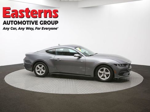 Used 2024 Ford Mustang Coupe image 43