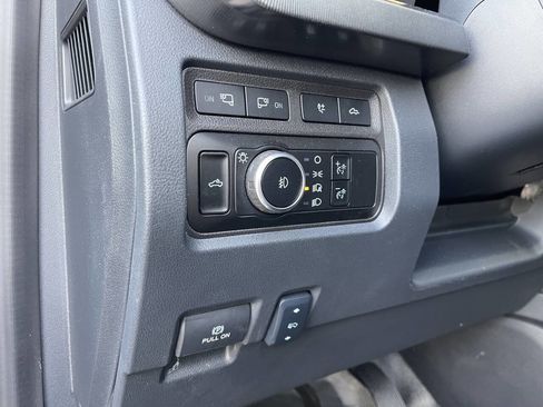 Used 2024 Ford F350 Platinum w/ Tremor Off-Road Package image 17