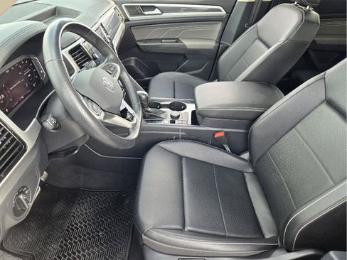 Used 2022 Volkswagen Atlas SEL R-Line AWD/4WD image 12