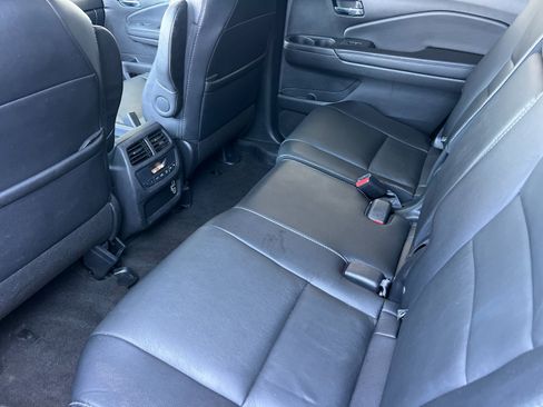 Used 2021 Honda Pilot EX-L image 12