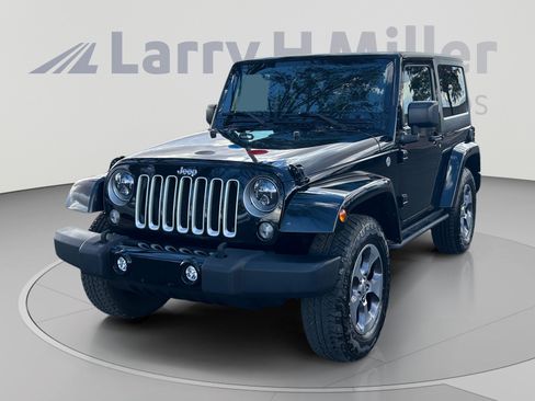 Used 2016 Jeep Wrangler Sahara w/ Connectivity Group AWD/4WD image 1