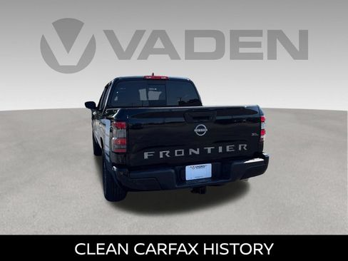 Used 2025 Nissan Frontier SL RWD image 5