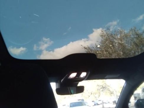 Certified 2023 Volvo C40 P8 Recharge Plus image 5