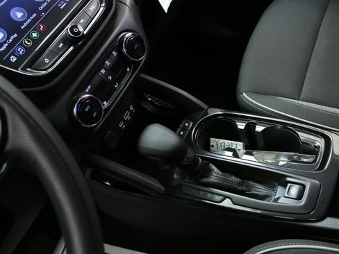 Certified 2023 Chevrolet TrailBlazer LT w/ Convenience Package FWD image 19