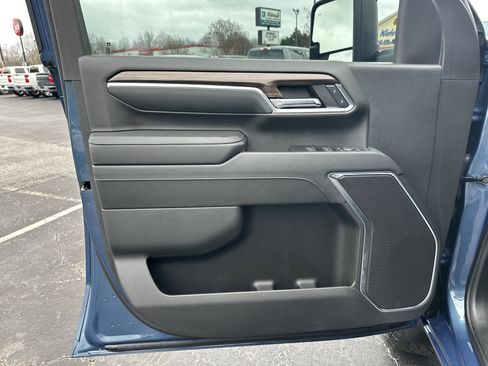 Certified 2024 Chevrolet Silverado 2500 LT w/ Safety Package image 11