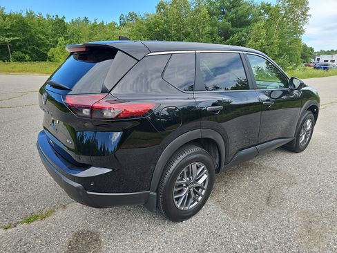 Certified 2024 Nissan Rogue S AWD/4WD image 5