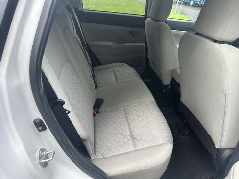 Used 2020 Mitsubishi Outlander Sport ES FWD image 11