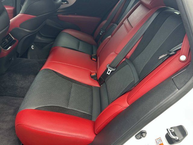 Used 2023 Lexus LS 500 F Sport w/ Cold Weather Package (CK) RWD image 19