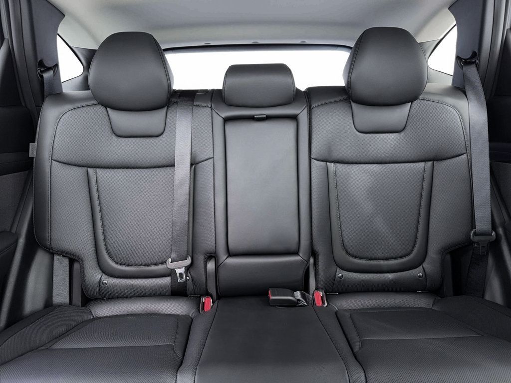 New 2026 Hyundai Tucson Limited AWD/4WD image 16