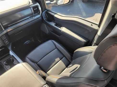 Certified 2025 Ford F250 Lariat w/ Chrome Package image 14