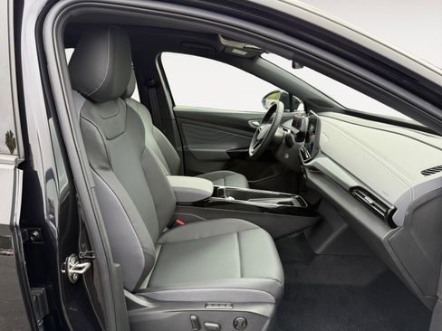 New 2025 Volkswagen ID.4 Pro S image 19