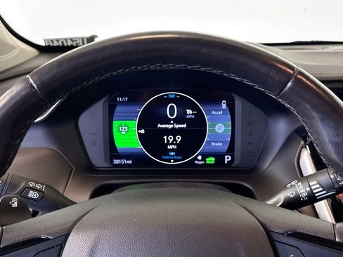 Used 2023 Chevrolet Bolt EUV LT w/ Convenience Package image 12