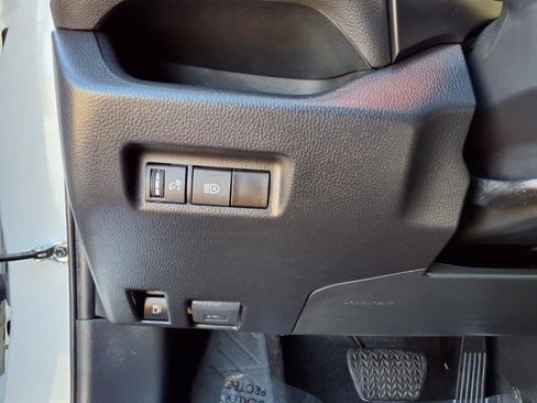 Certified 2023 Toyota RAV4 XLE AWD/4WD image 17