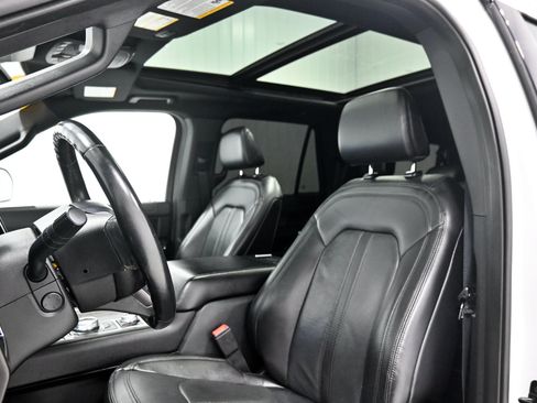 Used 2021 Ford Expedition Max Limited AWD/4WD image 6