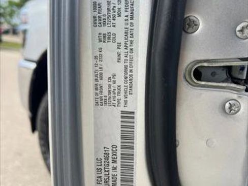 Certified 2026 RAM 2500 Big Horn AWD/4WD image 54