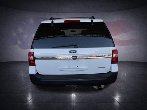 Used 2015 Ford Expedition XL image 4