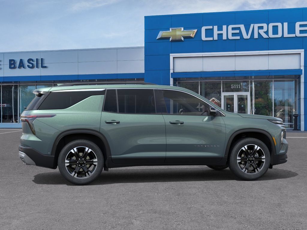 New 2027 Chevrolet Traverse LT w/ Sun and Wheel Package AWD/4WD image 5