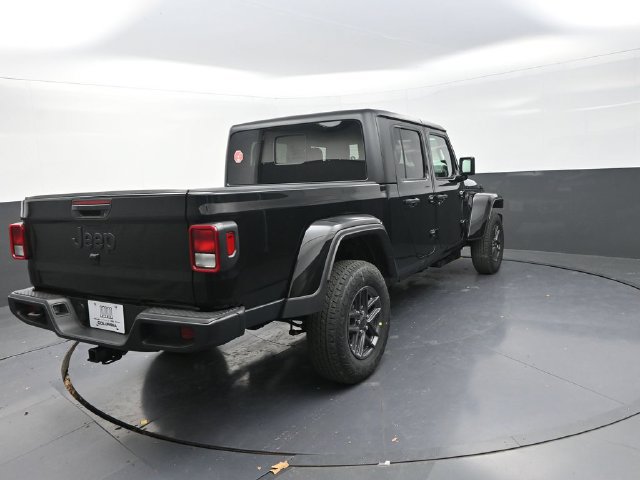 New 2026 Jeep Gladiator Sport AWD/4WD image 8