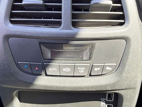 Used 2022 Honda Pilot EX-L image 28