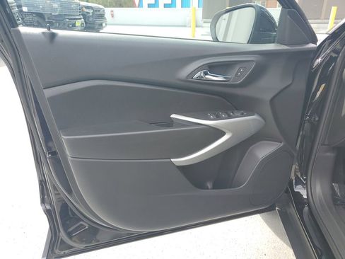 New 2026 Chevrolet Trax RS FWD image 20