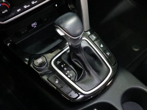 Used 2022 Kia Seltos EX image 29