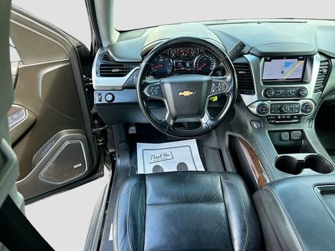 Used 2019 Chevrolet Suburban LT w/ LT Midnight Edition RWD image 20