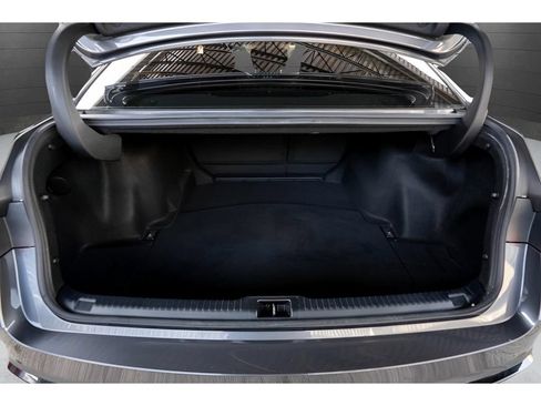 Used 2022 Lexus IS 350 F Sport RWD image 33